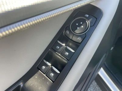 2026 Ford Explorer — photo 17 view