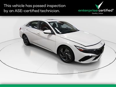 2025 Hyundai Elantra SEL Convenience IVT — front three-quarter view