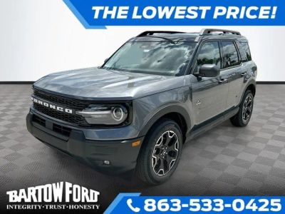 2026 Ford Bronco Sport Outer Banks in Gray Metallic — front three-quarter view
