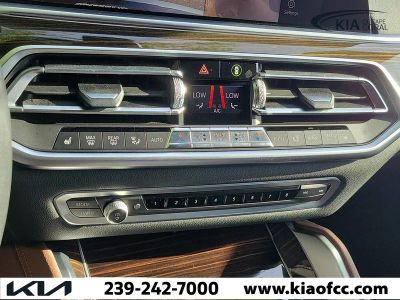 2021 BMW X6 — photo 26 view