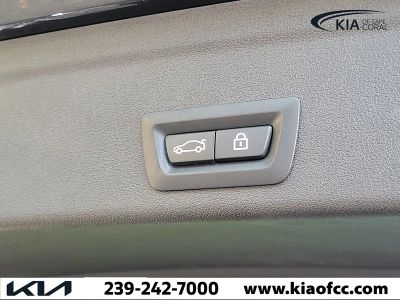 2021 BMW X6 — photo 10 view