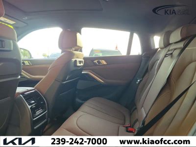 2021 BMW X6 — photo 12 view