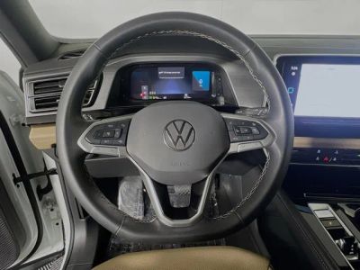 2024 Volkswagen Atlas Cross Sport — photo 16 view