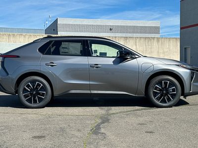 2026 Toyota bZ - Photo 8