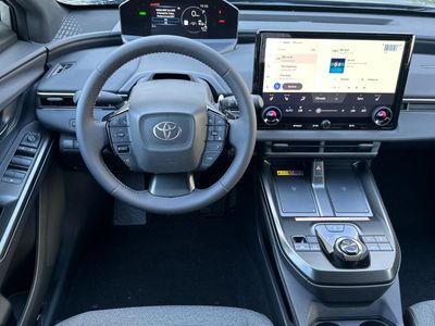 2026 Toyota bZ - Photo 14