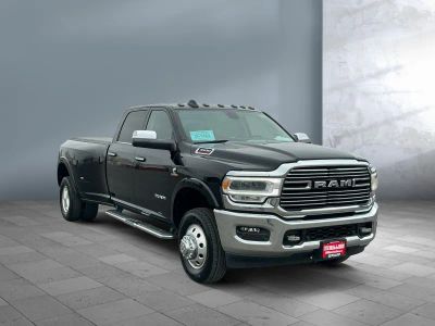 2022 Ram 3500 — photo 8 view