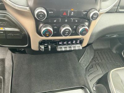 2022 Ram 3500 — photo 12 view