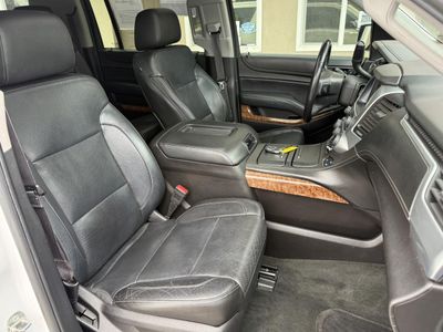 2015 Chevrolet Suburban - Photo 19