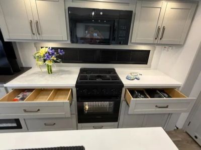 2026 Brinkley RV Model Z - Photo 16