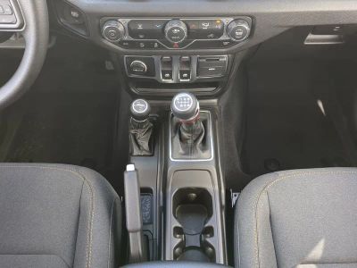 2026 Jeep Wrangler — photo 20 view
