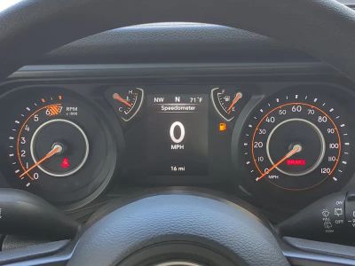 2026 Jeep Wrangler — photo 27 view