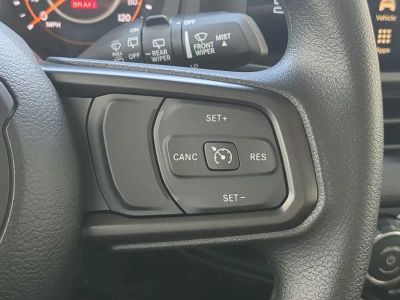 2026 Jeep Wrangler — photo 25 view