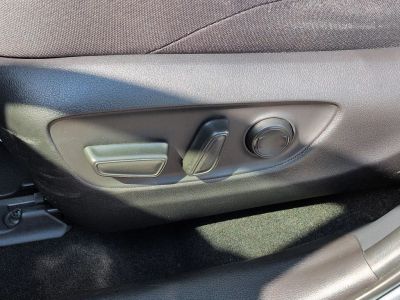 2024 Toyota Venza - Photo 13