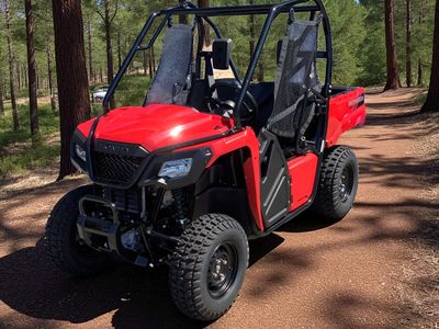 2026 Honda Pioneer 520 - Photo 4