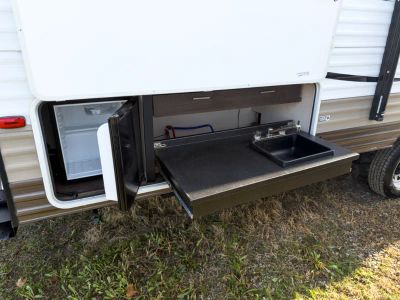 2018 Forest River RV Wildwood X-Lite - Photo 10