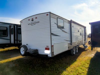 2018 Forest River RV Wildwood X-Lite - Photo 9