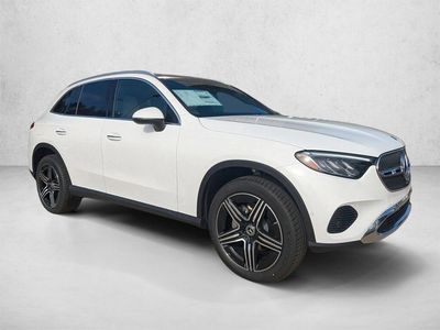 2026 Mercedes-Benz GLC 300 - Photo 2