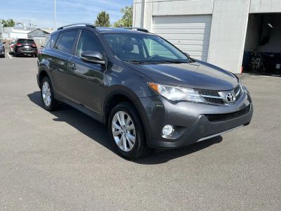 2013 Toyota RAV4 — detail view