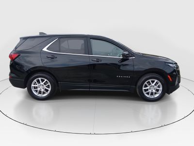 2024 Chevrolet Equinox — photo 8 view