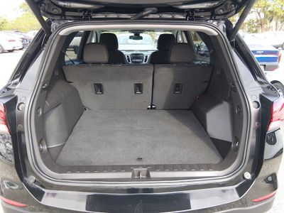 2024 Chevrolet Equinox — photo 11 view