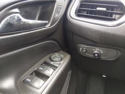 2024 Chevrolet Equinox — photo 13 view