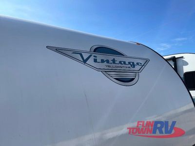2025 Gulf Stream RV Vintage Yellowstone - Photo 6