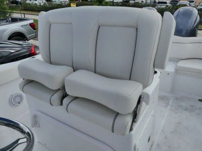 2023 Sea Hunt Ultra 265 SE - Photo 11