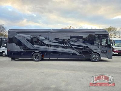 2026 Phaeton 40 IH - Photo 3