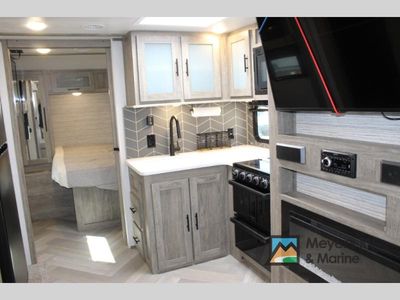 2022 Forest River RV Wildwood Heritage Glen - Photo 6