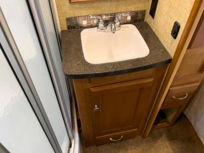 2018 Winnebago SUNSTAR - Photo 14