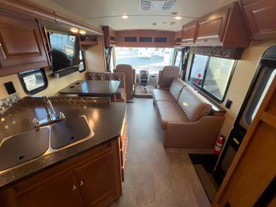 2018 Winnebago SUNSTAR - Photo 4