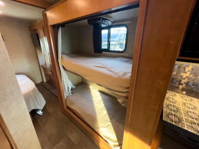 2018 Winnebago SUNSTAR - Photo 17