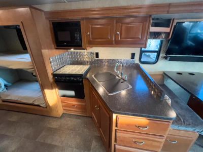 2018 Winnebago SUNSTAR - Photo 11