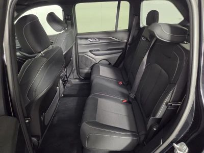 2025 Jeep Grand Cherokee — photo 25 view