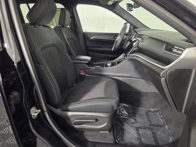2025 Jeep Grand Cherokee — photo 32 view