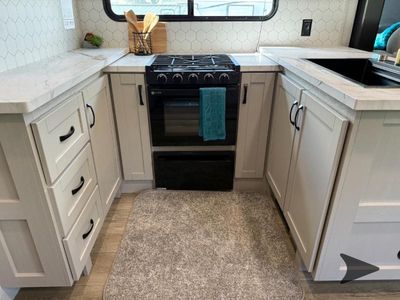 2026 Jayco Seismic - Photo 27