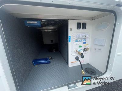 2026 Brinkley Model I - Photo 32