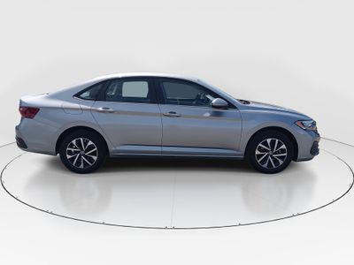 2024 Volkswagen Jetta - Photo 8