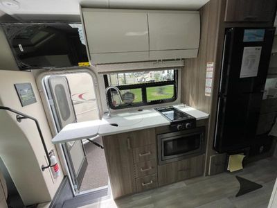 2026 Thor Motor Coach Gemini — photo 17 view