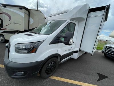 2026 Thor Motor Coach Gemini — rear three-quarter view