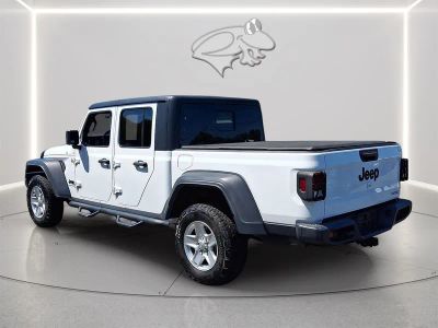 2020 Jeep Gladiator — rear three-quarter view