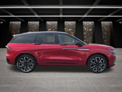 2025 Lincoln Nautilus - Photo 4