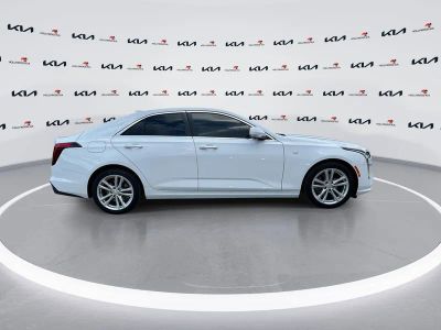 2023 Cadillac CT4 — photo 9 view