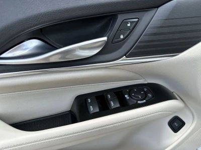 2023 Cadillac CT4 — photo 14 view