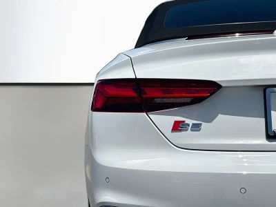 2024 Audi S5 Cabriolet — photo 10 view
