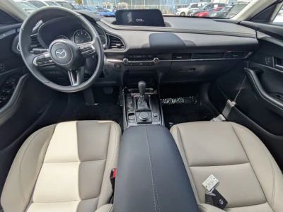 2025 Mazda CX-30 — photo 12 view