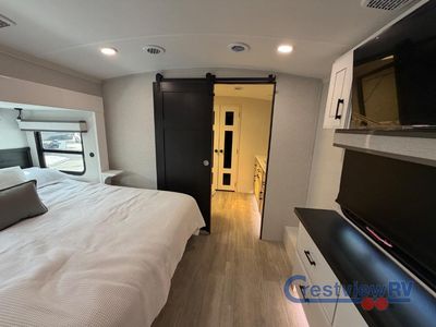 2026 Jayco Pinnacle - Photo 27