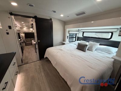 2026 Jayco Pinnacle - Photo 30