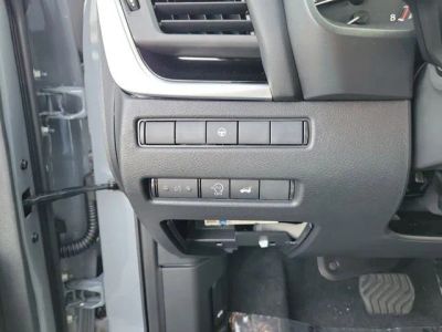 2026 Nissan Rogue — photo 10 view