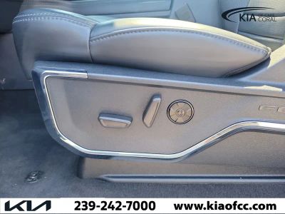 2026 Ford Super Duty F-350 SRW — photo 26 view